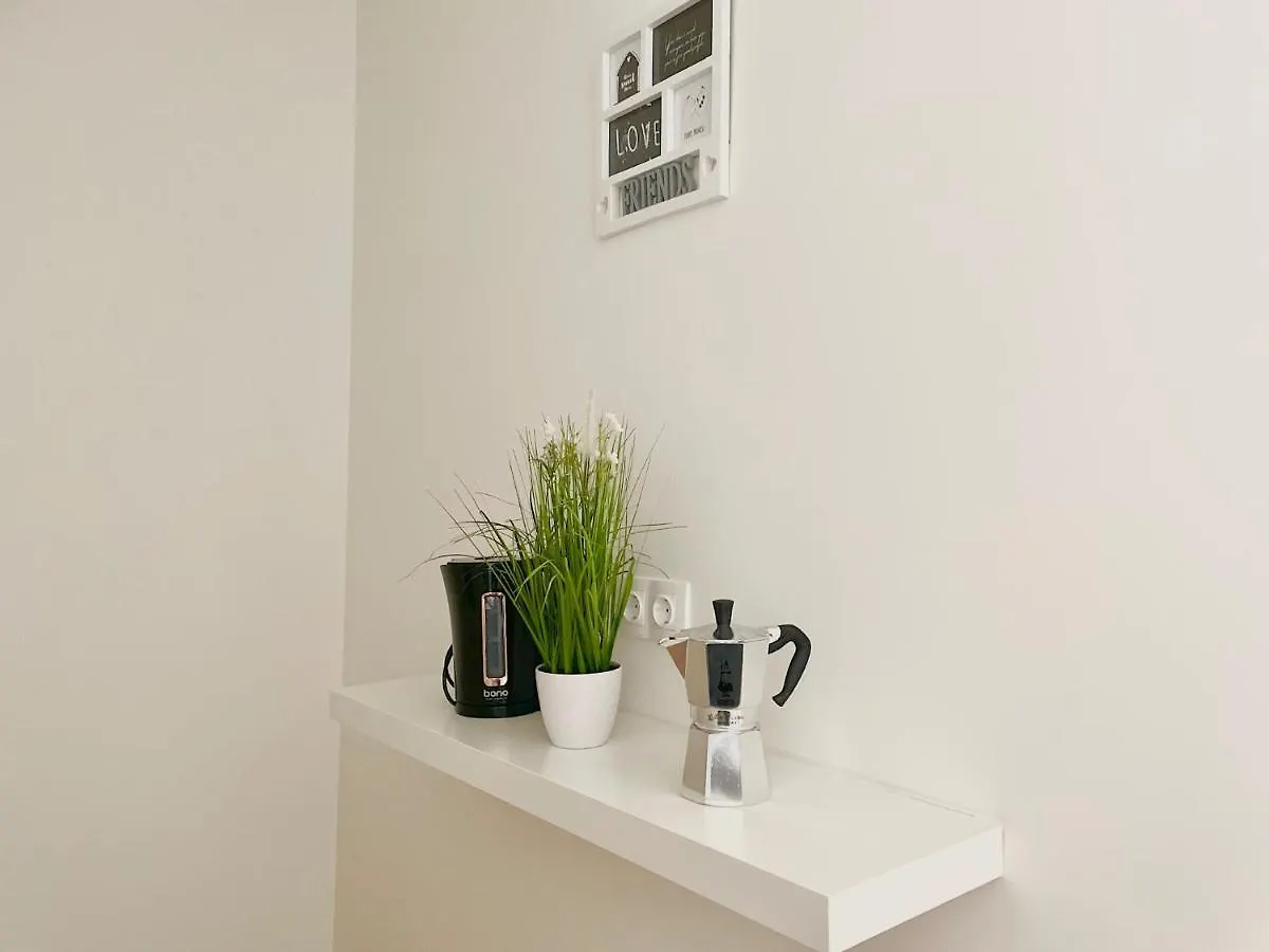 Central 55M2 Flat With Balcony & Parking Вена 0*,  Австрия