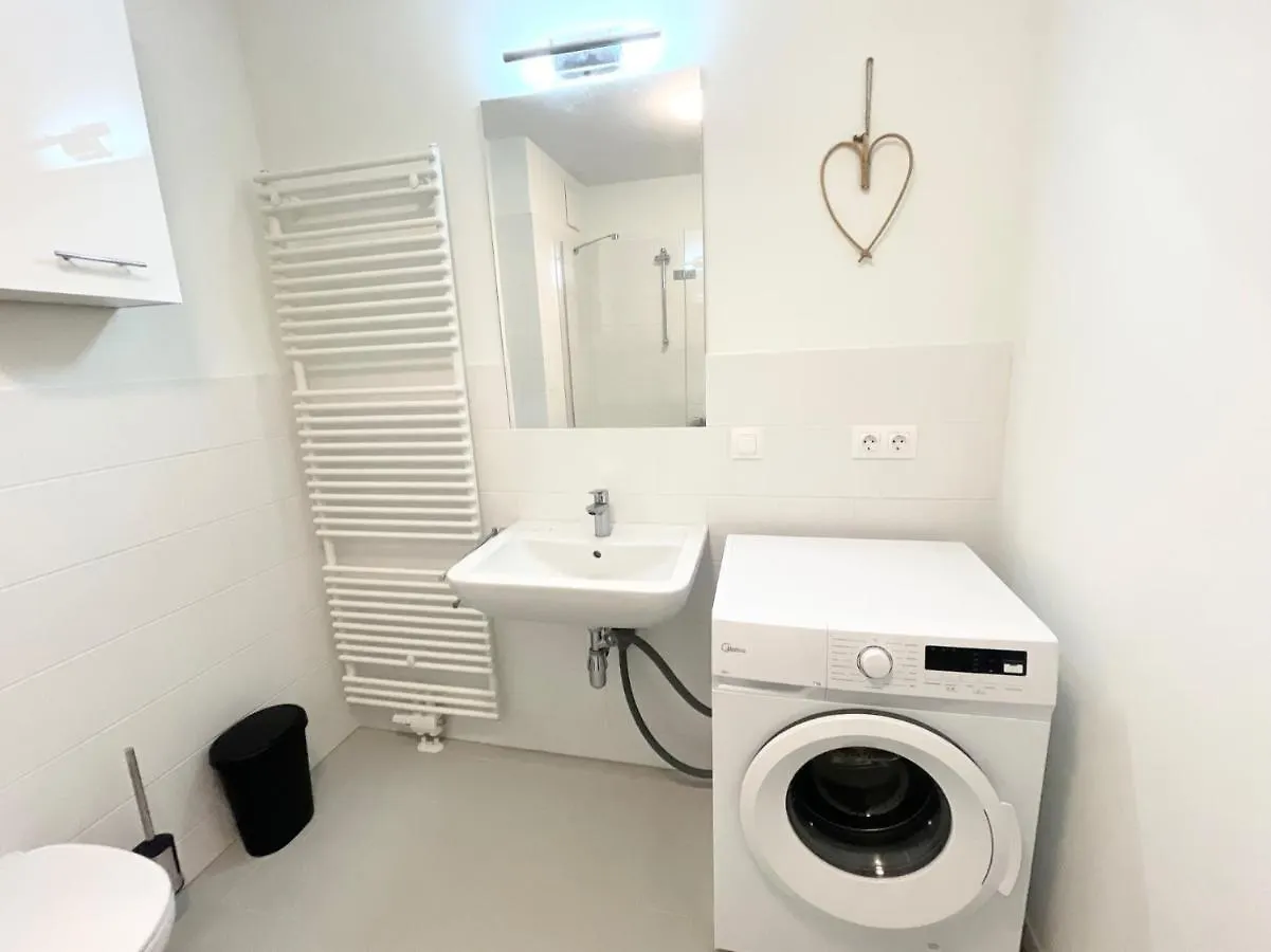 Central 55M2 Flat With Balcony & Parking Вена Австрия