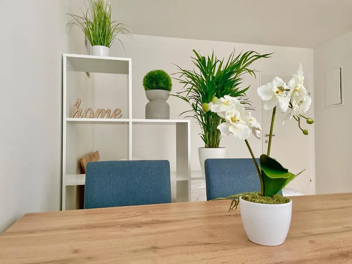 Апартаменты Central 55M2 Flat With Balcony & Parking Вена Австрия